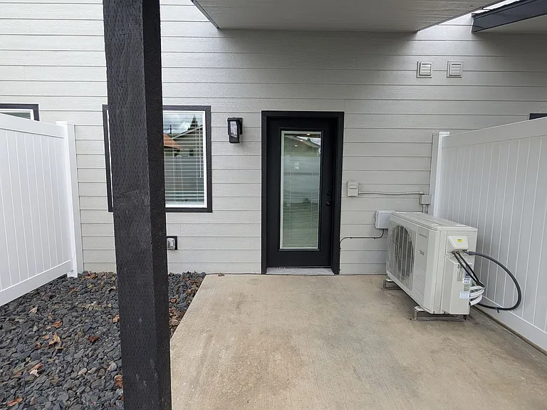 9651 N Buttercup Ln — Photo 13