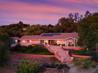 28233 Meadow Oak Ln, Escondido, CA 92026