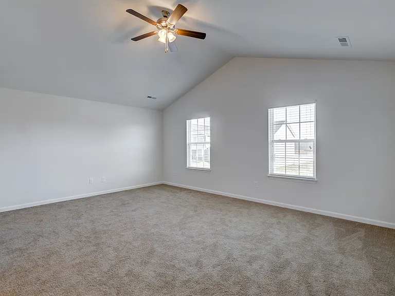1171 Kerr St — Photo 10