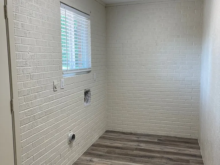 108 Rice Rd — Photo 9