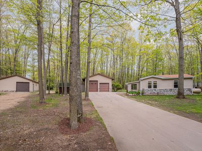 122 Shadygrove Ln, Roscommon, MI, 48653