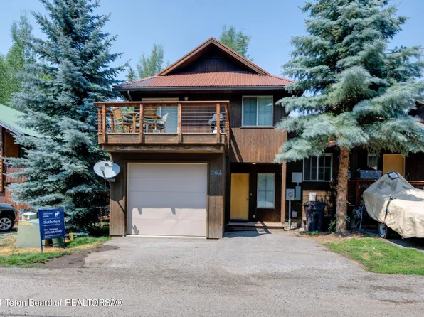562 E Hall Ave, Jackson, WY 83001