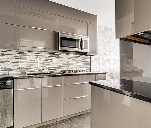 5th image of 2942 W 5th St APT 8M
