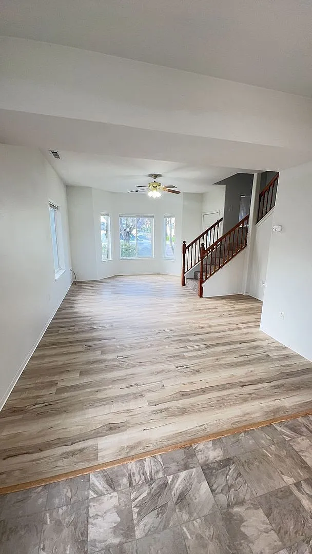 2 Bed 1.5 Bath Apartment — Photo 2