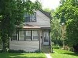 327 Prairie Ave, Highwood, IL