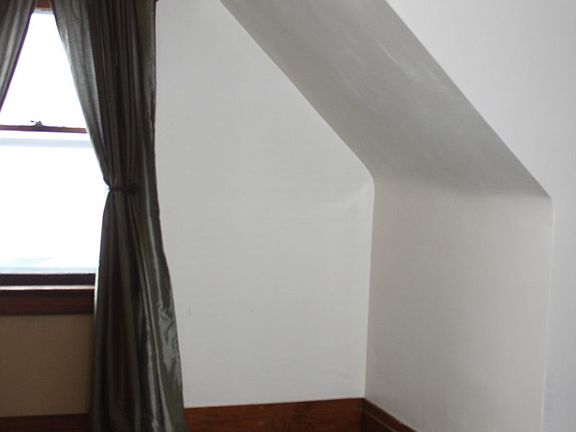 5th image of 365 W Utica St #2