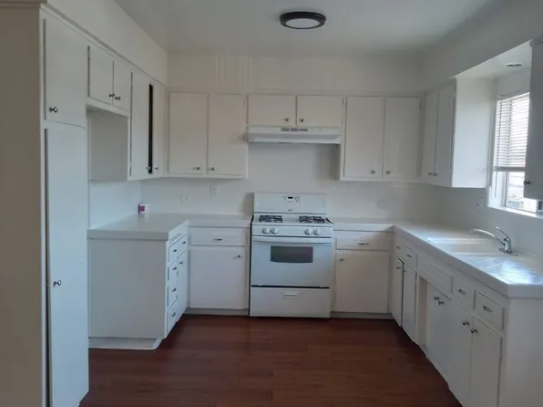 Warren St Family Village, 8190 Wheeler Ave APT I, Fontana, CA 92335