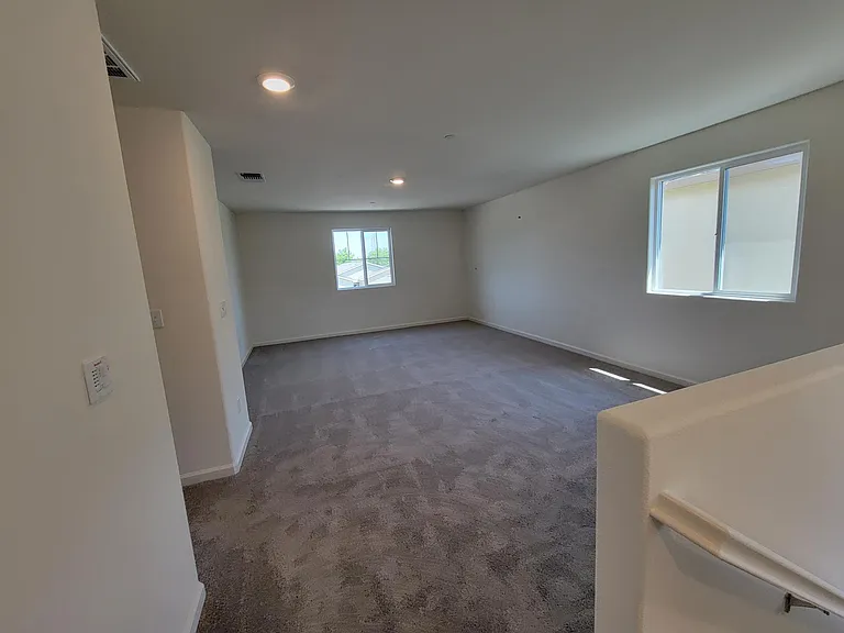 4283 Lasalle Dr — Photo 5
