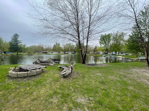5-462/463 Woodhaven Ln, Sublette, IL 61367