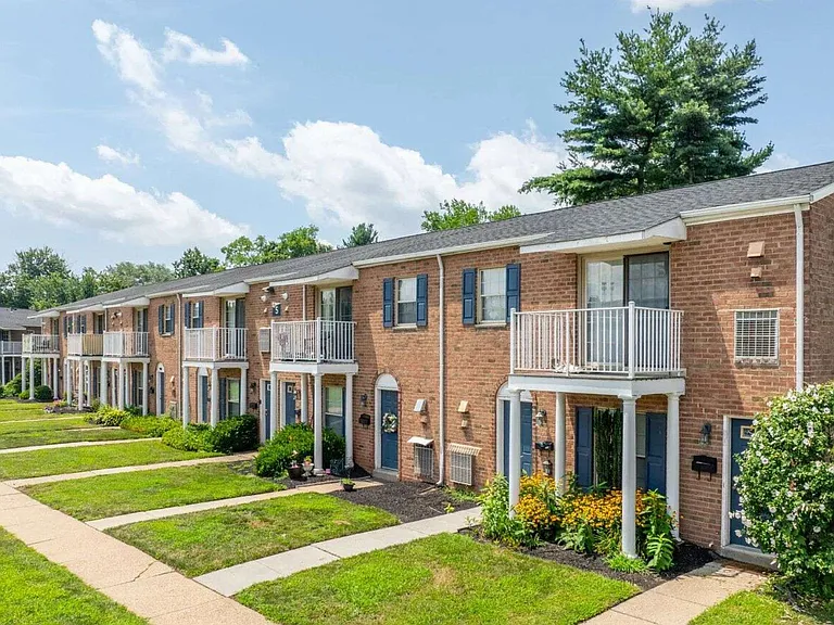The Village of Pennbrook Apartments — Photo 20