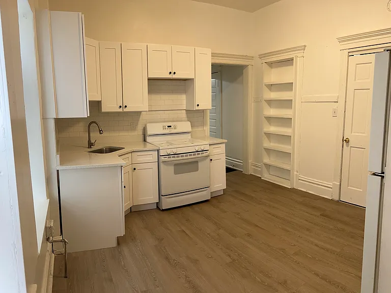 1519 S Springfield Ave — Photo 7