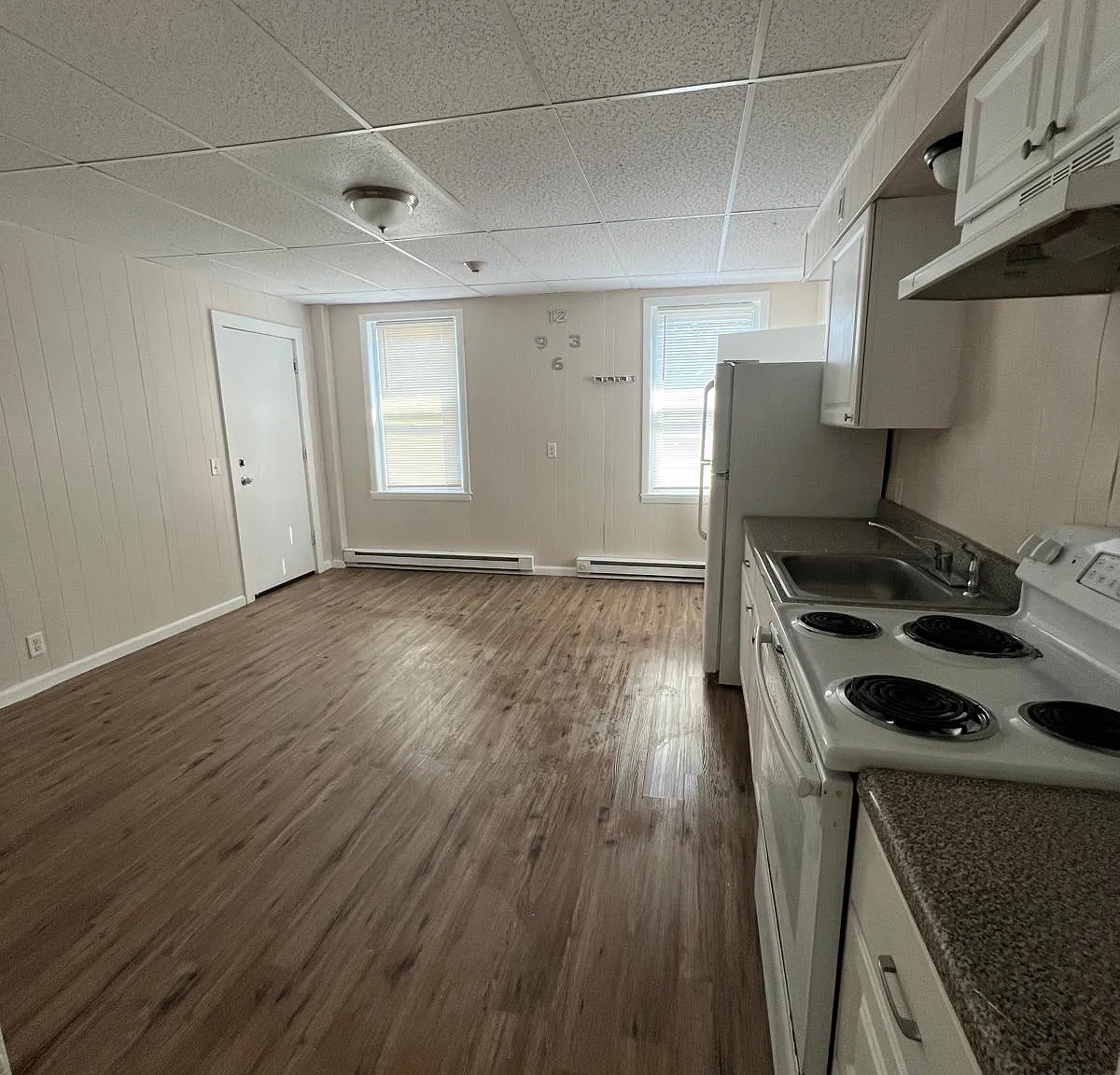 2 bed, $1,400 — Photo 3