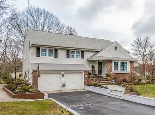 1950 Duncan Dr, Scotch Plains, NJ 07076