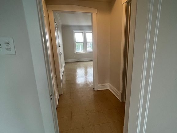 5th image of 5042 W 21st St #5