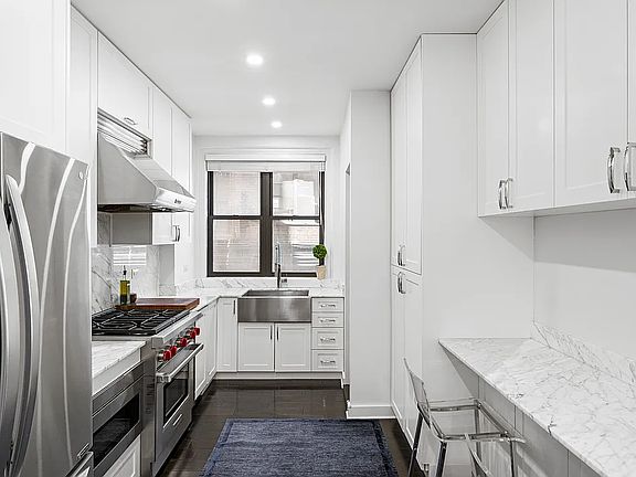 5th image of 201 W 89th St #2CD