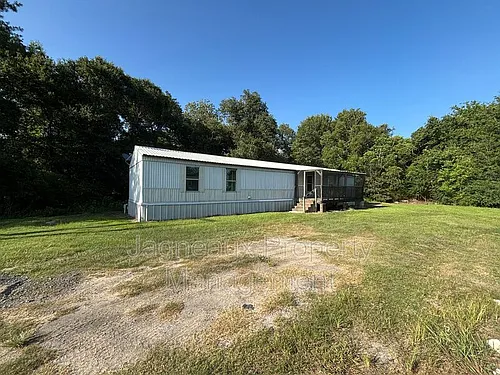 7113 Highway 27 S Photo 1