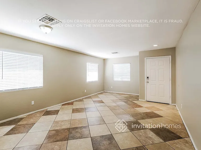 6040 W Wood St — Photo 6
