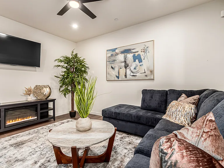The Boardwalk Apartments at Fountain Park — Photo 32