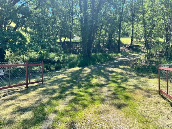 40750 Covelo Road, Willits, CA 95490