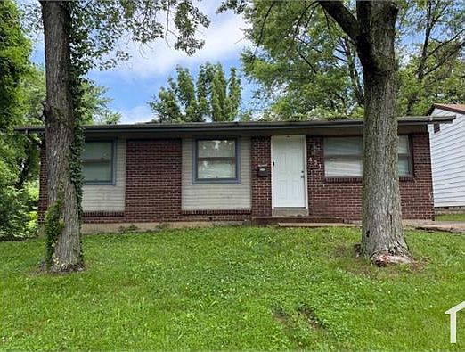 2nd image of 431 Scenic Dr