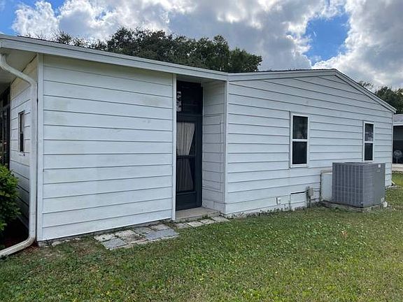 3rd image of 1357 Calle Del Sol Cir
