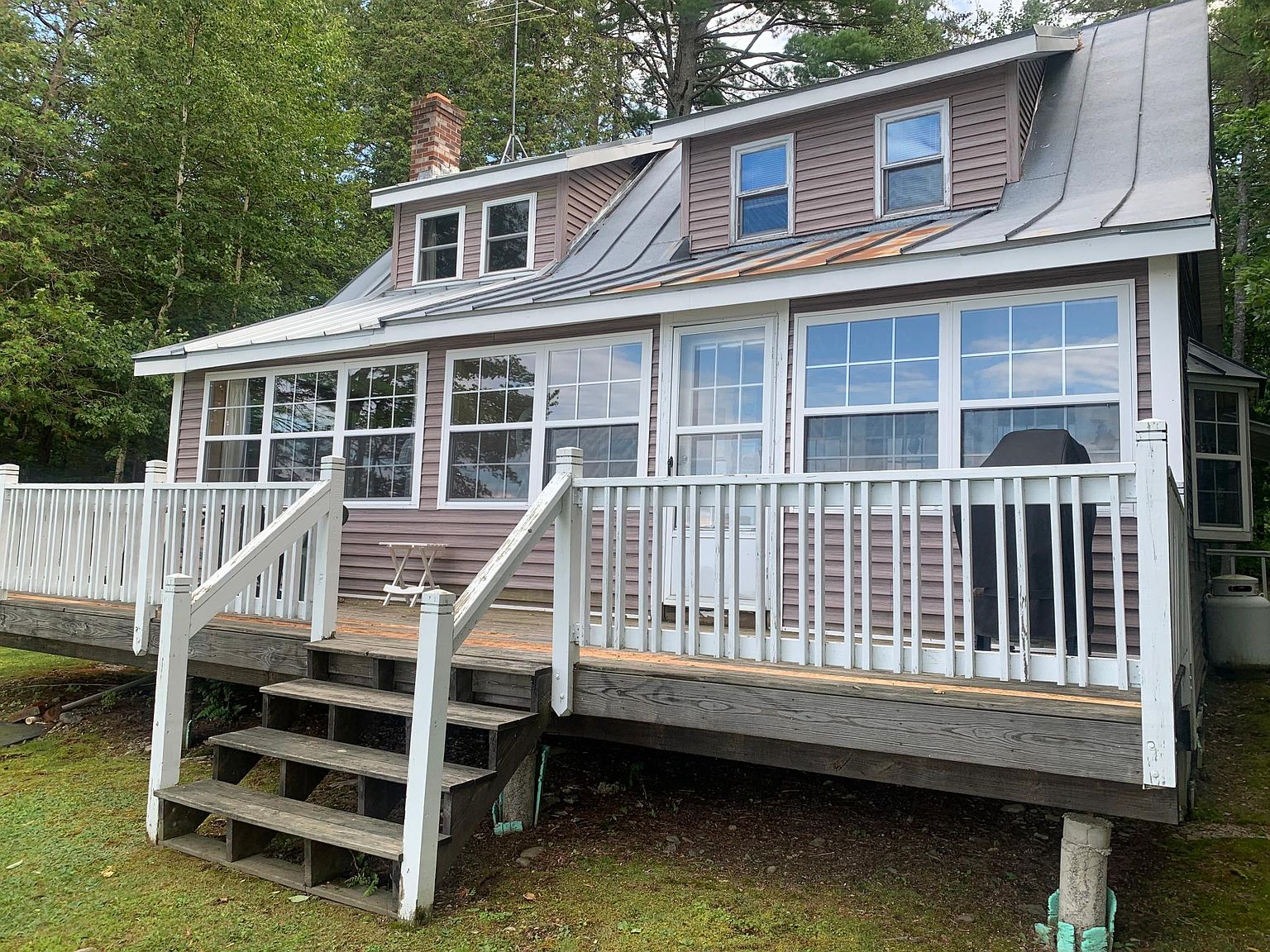 218 Grove St, Newport, ME 04953 Zillow