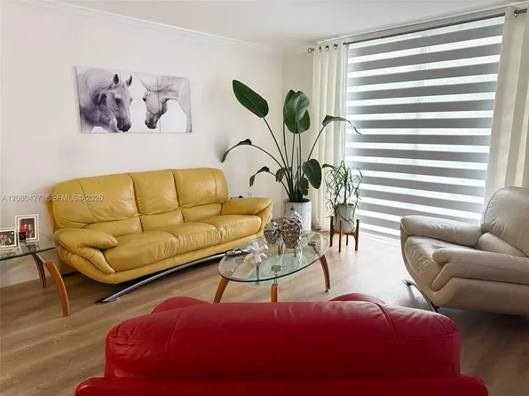 7921 Byron Ave APT 206, Miami Beach, FL 33141