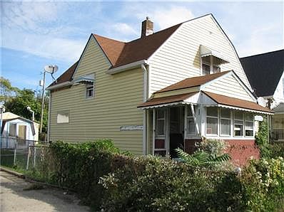2nd image of 3114 E New York St