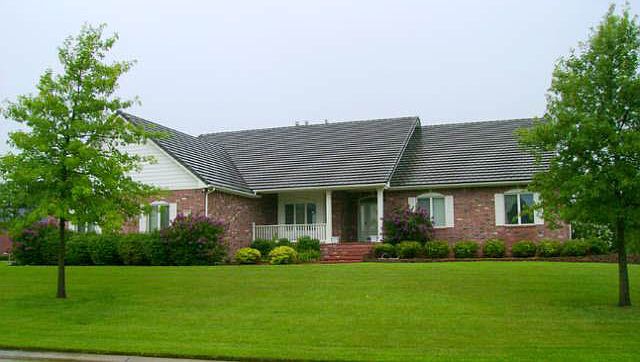1st image of 1143 N Woodridge Dr