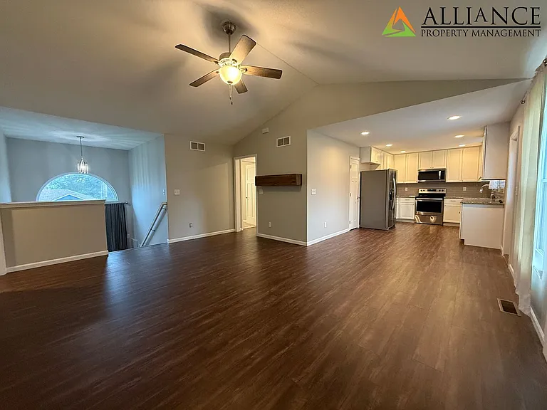 112 Quail Ct — Photo 10
