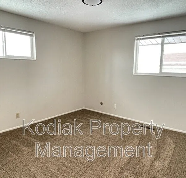4099 S Madison Ave — Photo 14