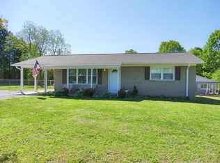 213 Thompson Rd, Chesnee, SC 29323