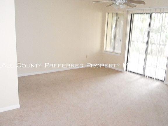 5th image of 3506 Sable Palm Ln Unit B