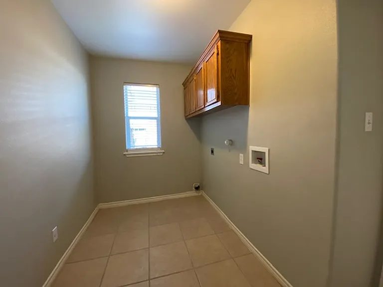 8226 Excalibur Rd — Photo 10