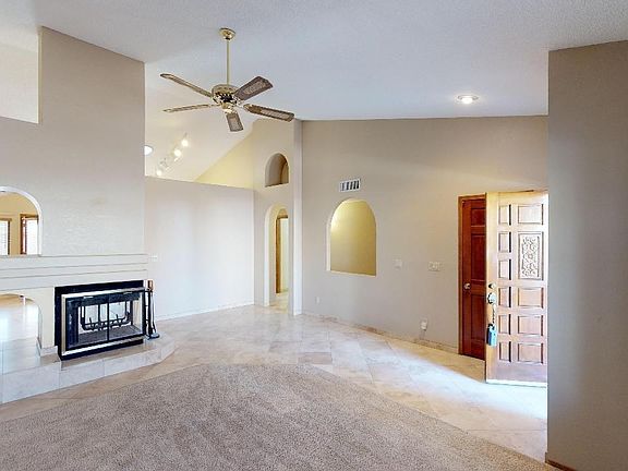 6225-N-Grandview-Road-Family-Room