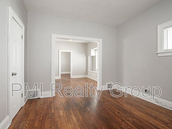 4th image of 3600 E 153rd St