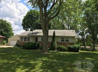 22633 Circle Dr, Fort Dodge, IA 50501