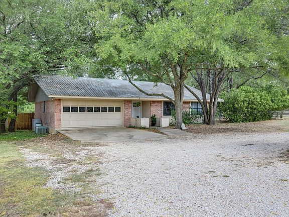 3rd image of 11302 Salado Springs Cir