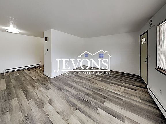 5th image of 16 N 6th St APT 2