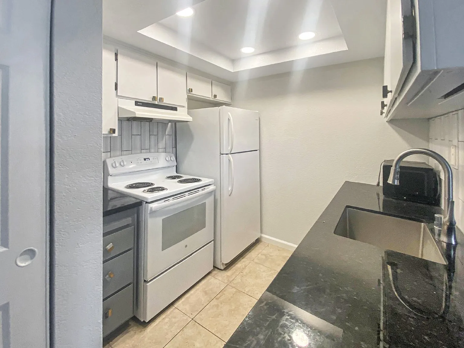 1 bed, 1.0 bath, 720 sqft, $1,500 — Photo 4