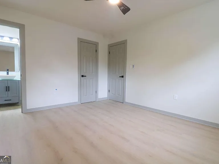 4396 Greenleaf Cir SW — Photo 16