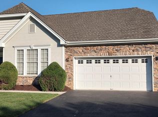 66 Bear Meade Dr, Hamilton, NJ 08691