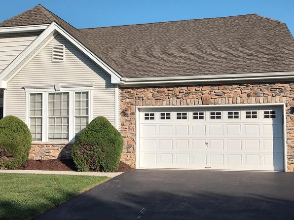 66 Bear Meade Dr, Hamilton, NJ 08691