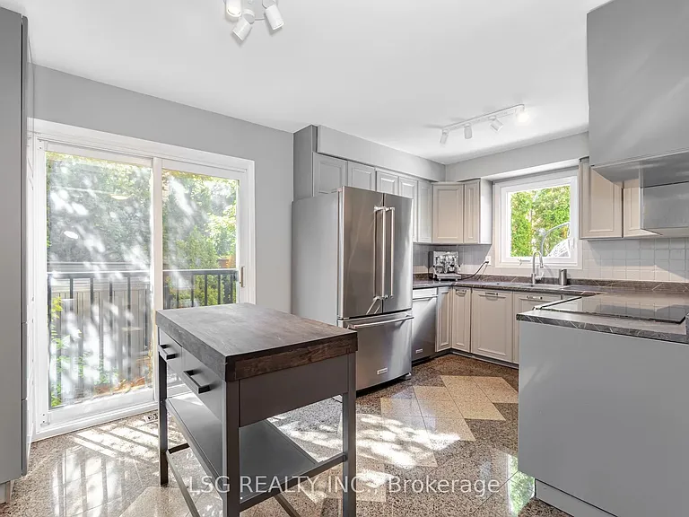 4234 Sunflower Dr — Photo 14