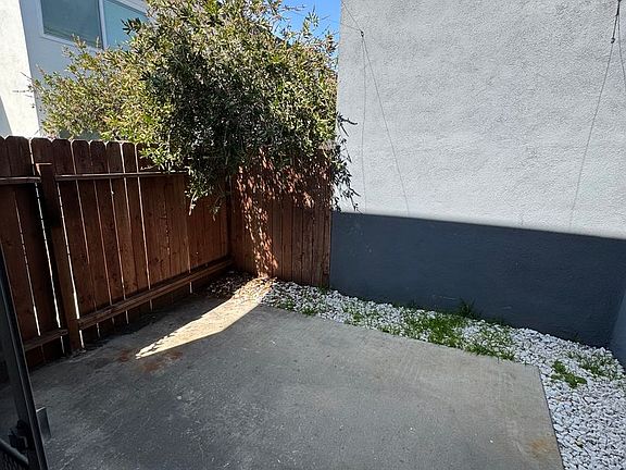 4th image of 1305 Beryl St #A