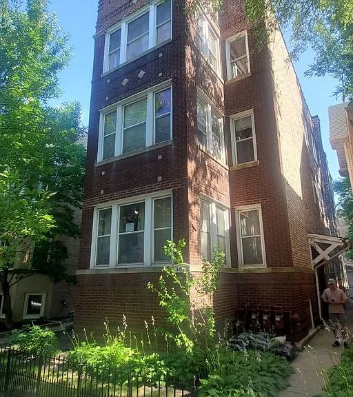 3017 W Wilson Ave #2 — Photo 1