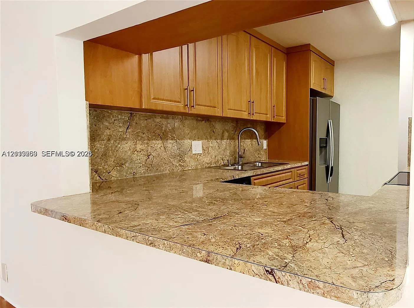 Live Oak Condominium Two — Photo 4
