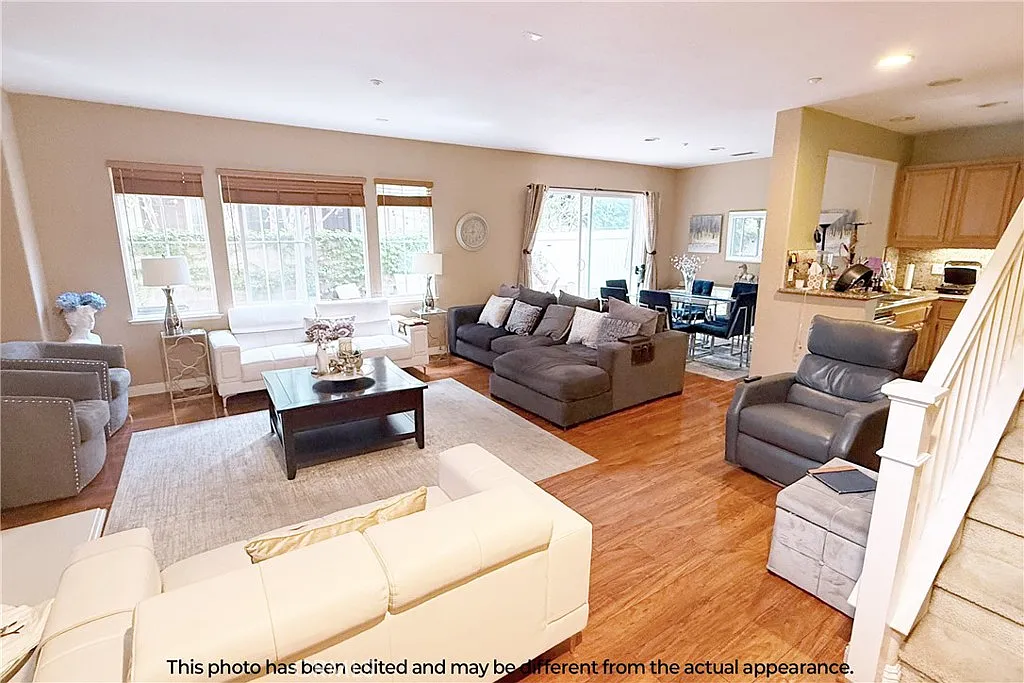 4 bed, 2004 sqft, $5,000 — Photo 3