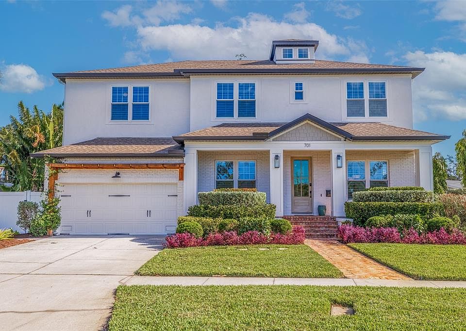 1st image of 701 ALDA WAY NE