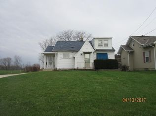 8617 S 27th St, Franklin, WI 53132